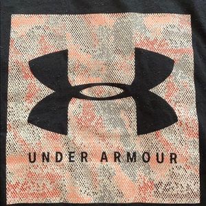Under Armour loose top